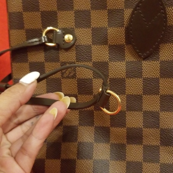 !!SOLD!! Pre-owned Louis Vuitton Neverfull MM - Picture 2 of 8